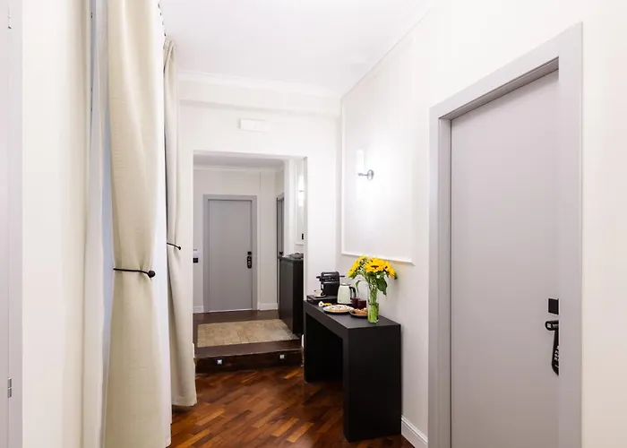 בית הארחה Piazza Del Popolo Boutique 4*