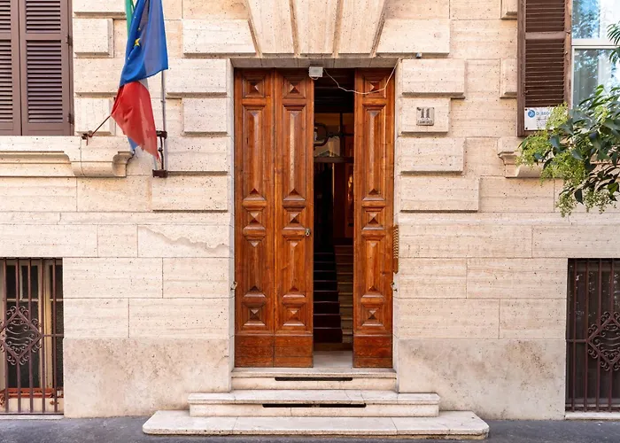 Piazza Del Popolo Boutique בית הארחה